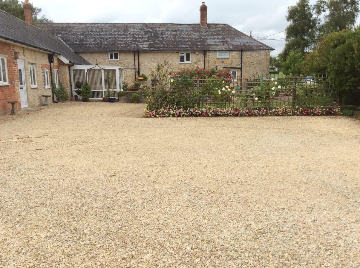 Bed and Breakfast Quiet Woman House Halstock Exterior foto
